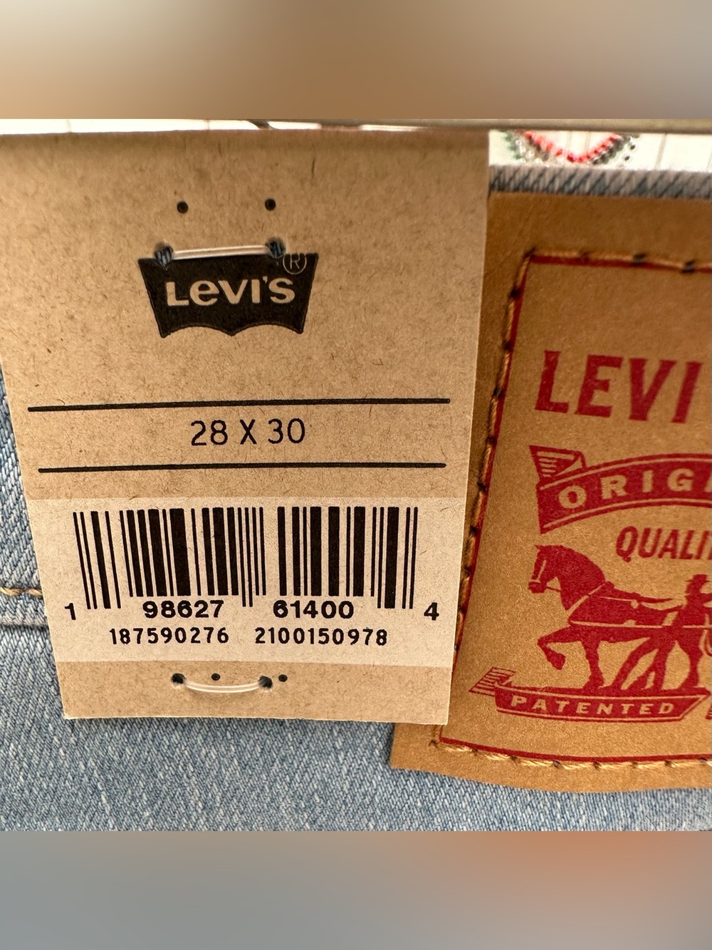 Levi’s 725 High Rise Bootcut - Picture 7 of 10